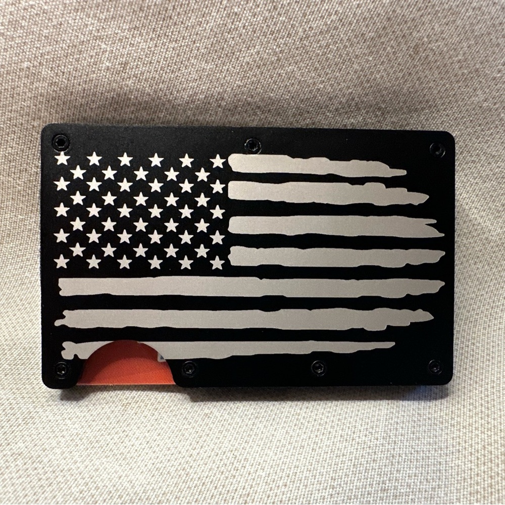 Aluminum wallet